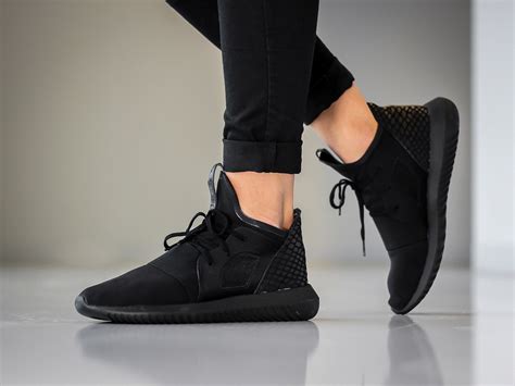 adidas tubular women's